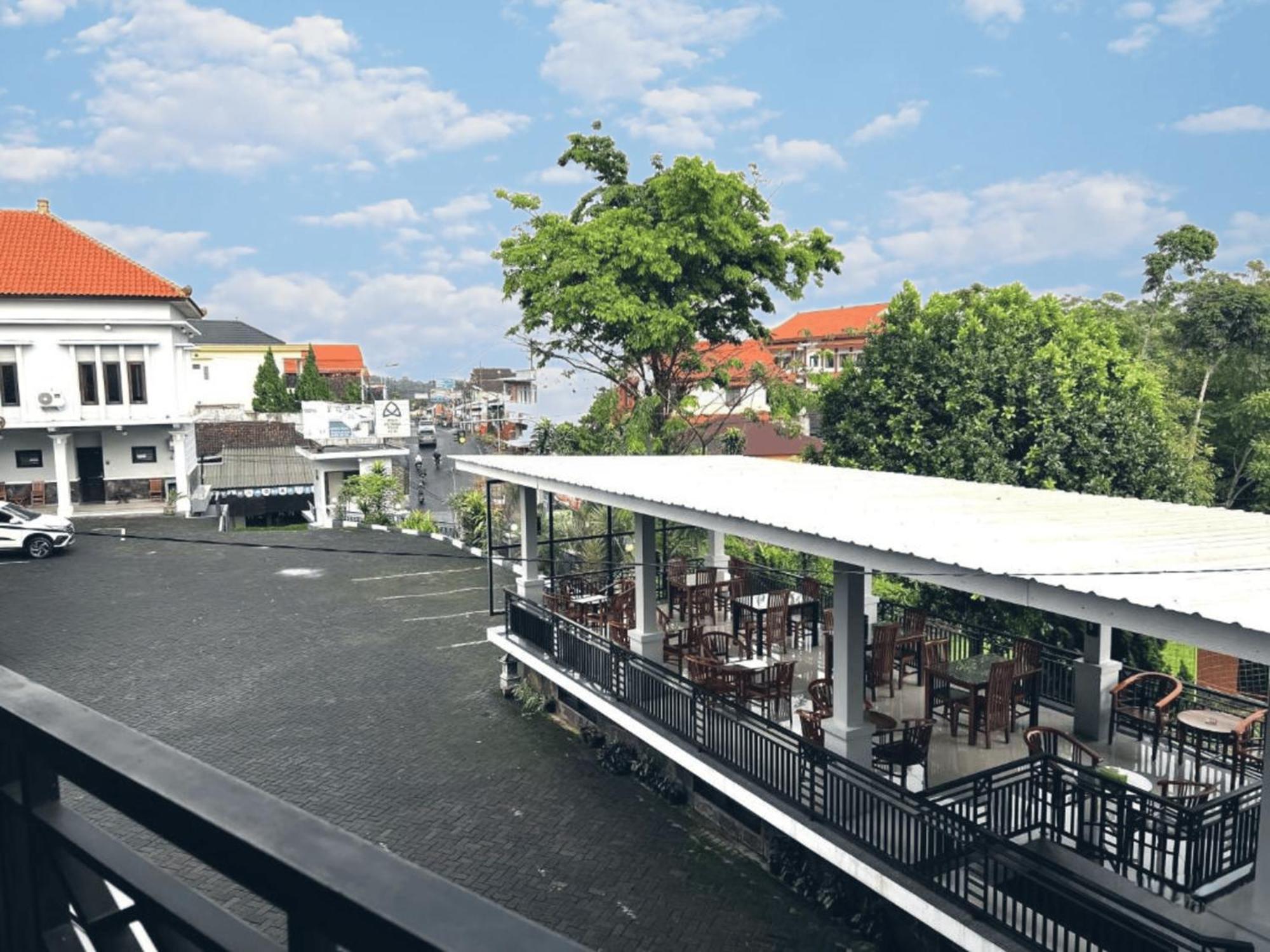 Avila Ketapan Rame Hotel Prigen Экстерьер фото