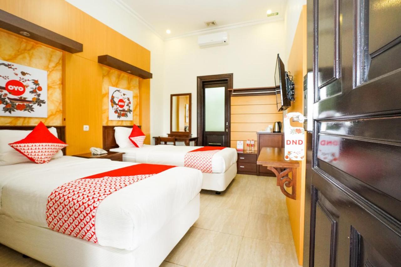 Avila Ketapan Rame Hotel Prigen Экстерьер фото